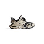 Women’s Track Sneaker in Beige/black